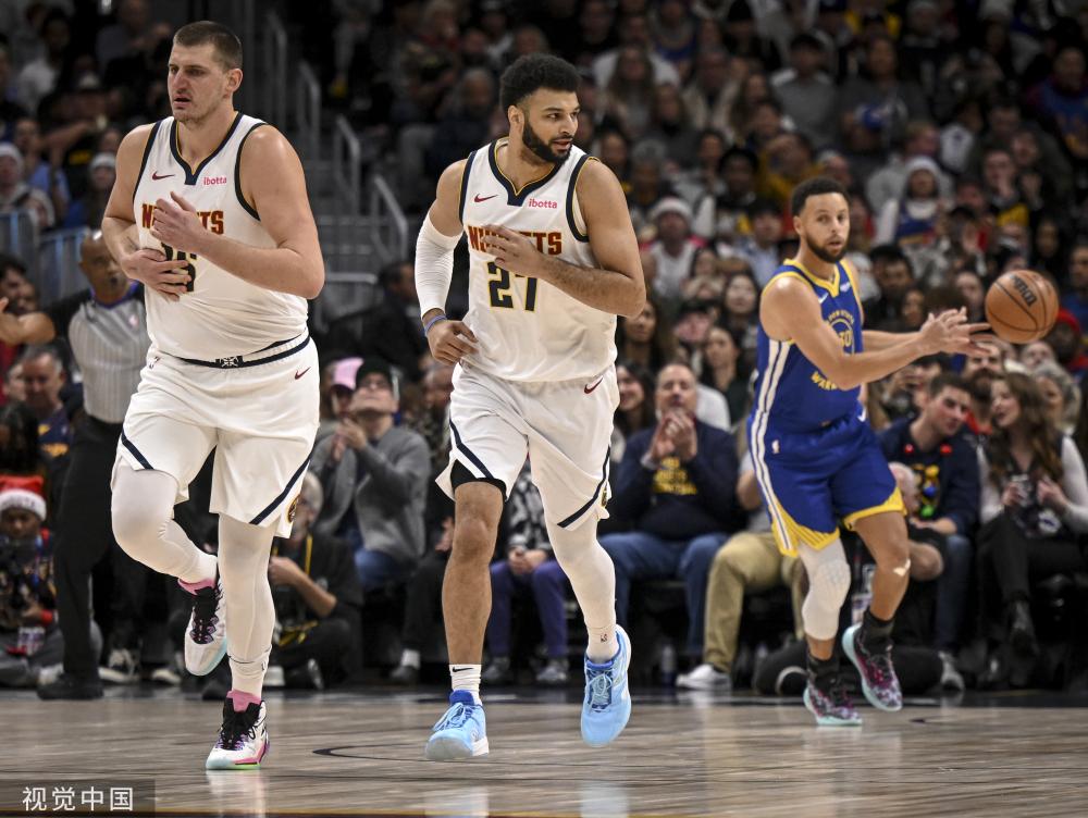 水平赛事中 水平赛事中