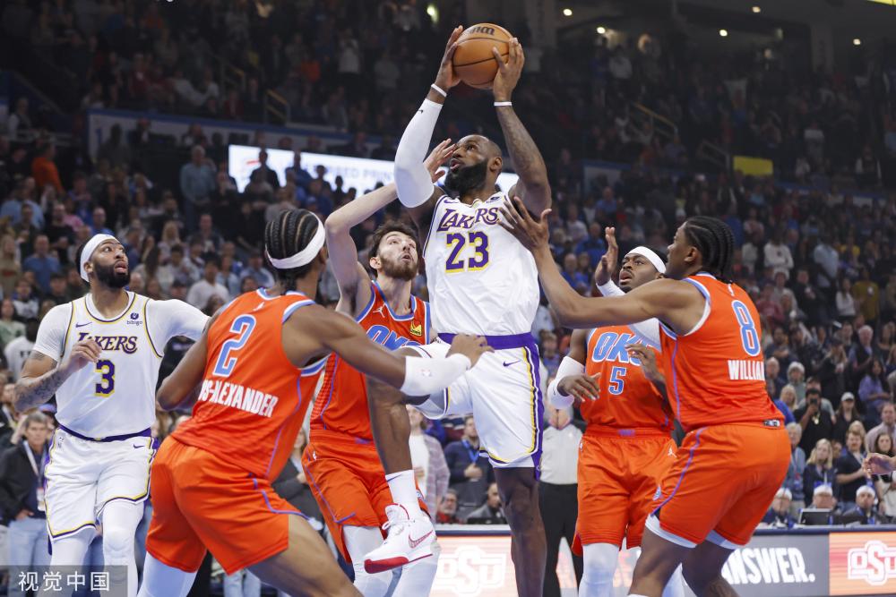 女友社媒安慰内维斯：这仍是令人激动的赛季，为你感到无比骄傲.